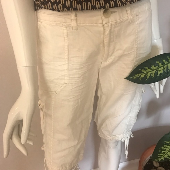 Bermuda Shorts - Picture 2 of 3